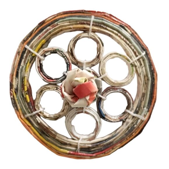 Coiled Paper Basket With Lid Vintage Handmade Pinwheel Design Recycled Newspaper - Picture 4 of 16